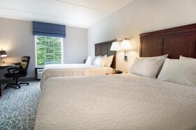 Hampton Inn & Suites Berkshires Lenox