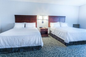 Hampton Inn & Suites Berkshires Lenox