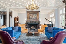 LOGE Lenox