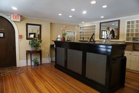 LOGE Lenox