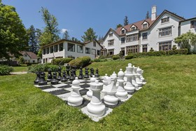 LOGE Lenox