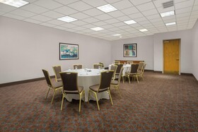 enVision Hotel & Conference Center Mansfield-Foxboro