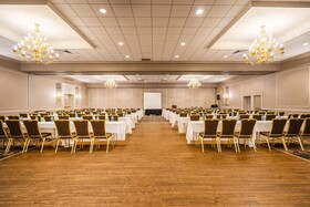 enVision Hotel & Conference Center Mansfield-Foxboro