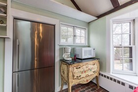 Rockmere Inn