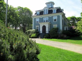 The Hotel Marblehead