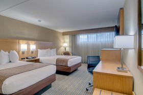 Best Western Royal Plaza Hotel & Trade Center