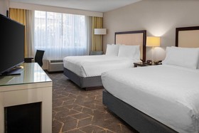 Holiday Inn & Suites Marlborough