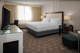 Holiday Inn & Suites Marlborough