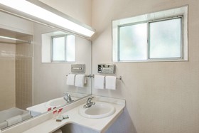 Travelodge by Wyndham Boston Natick