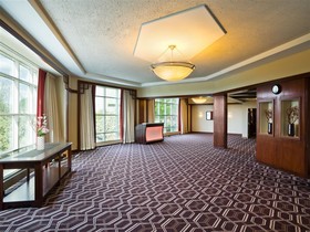 Sheraton Boston Needham Hotel