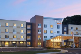 Fairfield Inn & Suites Springfield Northampton/Amherst