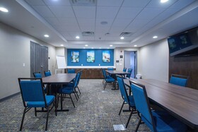 Hampton Inn North Attleboro