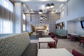 Hampton Inn North Attleboro
