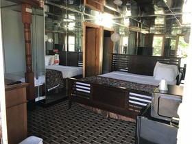 Capri Motel