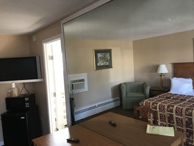 Capri Motel