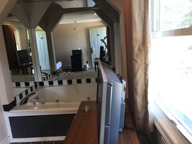 Capri Motel