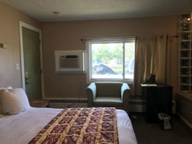 Capri Motel