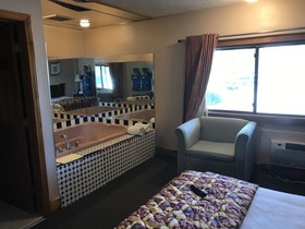 Capri Motel
