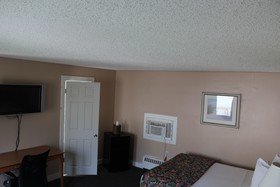 Capri Motel