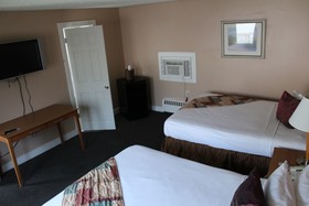 Capri Motel
