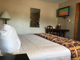 Capri Motel