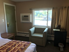 Capri Motel