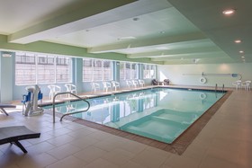 Holiday Inn Express & Suites Norwood Boston Area