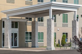 Holiday Inn Express & Suites Norwood Boston Area