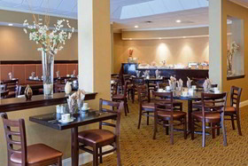 Holiday Inn Hotel & Suites Boston-Peabody