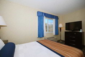 Best Western Plus Berkshire Hills Inn & Suites