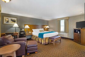 Best Western Plus Cold Spring