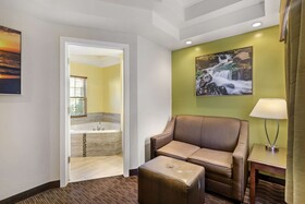 Best Western Plus Cold Spring