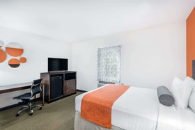 Howard Johnson by Wyndham Quincy/Boston