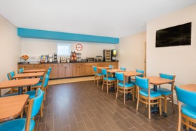 Howard Johnson by Wyndham Quincy/Boston