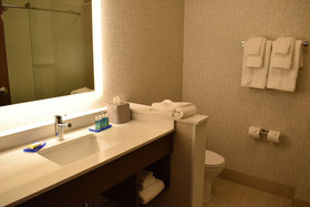 Holiday Inn Express & Suites Boston South Randolph