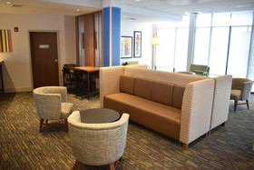 Holiday Inn Express & Suites Boston South Randolph