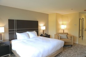 DoubleTree by Hilton Boston-Rockland