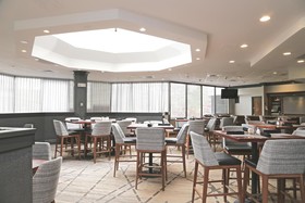 DoubleTree by Hilton Boston-Rockland