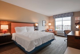 Hampton Inn Salem Boston