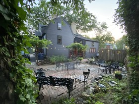 The Daniels House B&B