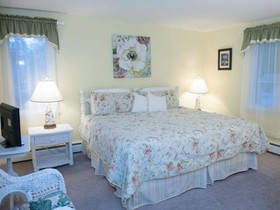 Cranberry Manor Bed & Breakfast