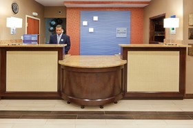 Holiday Inn Express Saugus Logan Airport