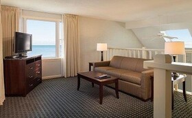 Ocean Mist Beach Hotel & Suites