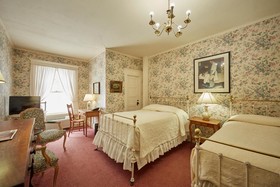 The Red Lion Inn