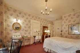 The Red Lion Inn