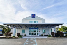 Motel 6 Tewksbury