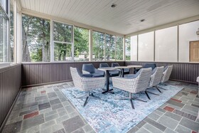 Chateau Merrimack Resort & Spa