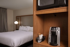 Fairfield Inn & Suites Boston Walpole
