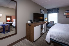 Hampton Inn