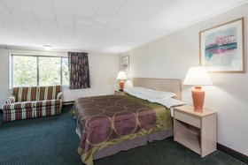 Super 8 by Wyndham W Yarmouth Hyannis/Cape Cod